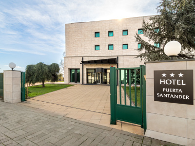 Hotel Puerta Santander